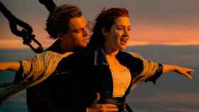 Leonardo Dicaprio y Kate Winslet en un fragmento de 'Titanic' / CD