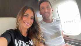 Leo Messi viaja a París en su avión privado