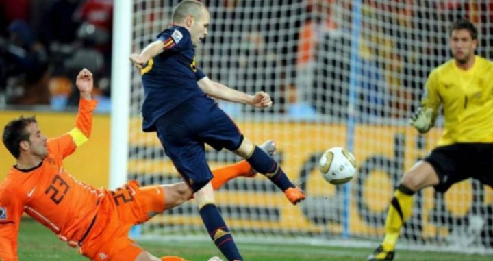 El gol de Andrés Iniesta en la final del Mundial 2010 / EFE