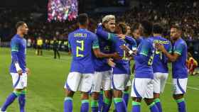 La selección de Brasil festeja un gol anotado en un partido internacional / EFE