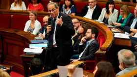 El presidente de la Generalitat, Quim Torra, en su intervención en el Parlament / EFE
