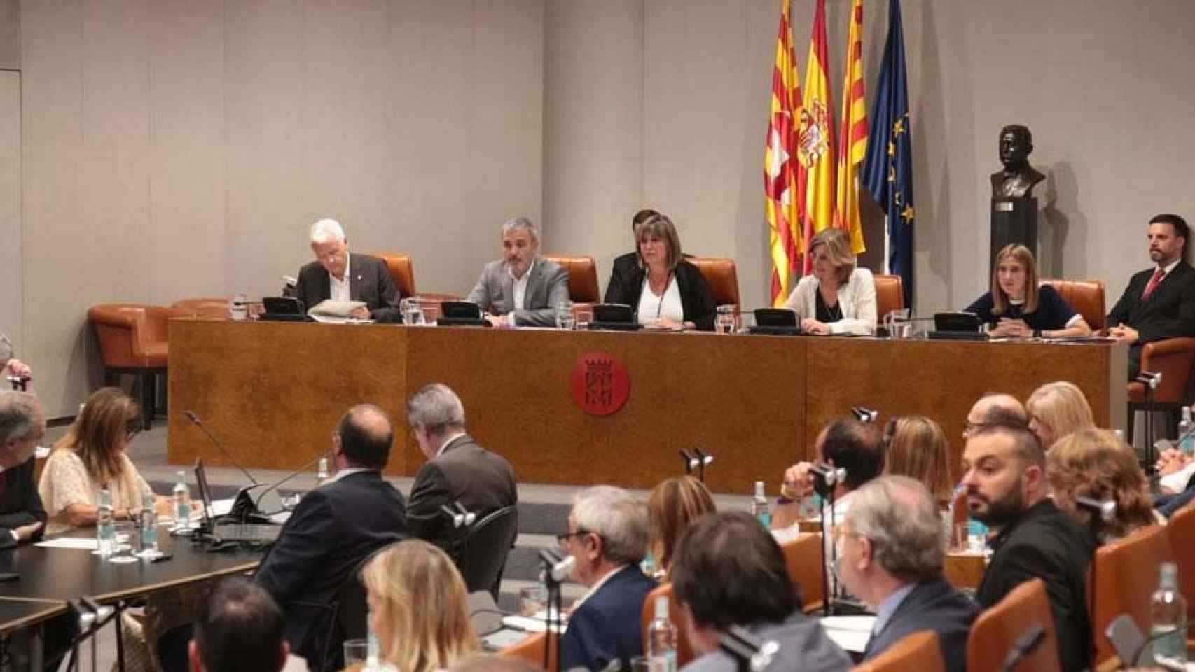 Pleno de la Diputación de Barcelona presidido por Núria Marín / DIBA
