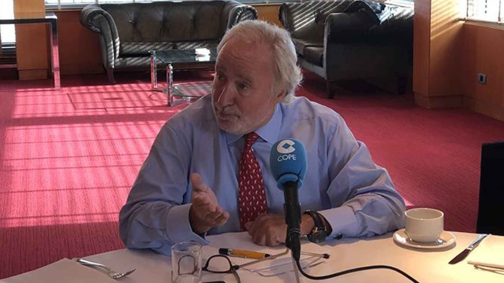 El presidente de Lliures Antoni Fernández Teixidó en una entrevista en COPE / CG