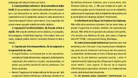Editorial de la revista oficial de UGT Catalunya en el que se elogia la independencia de la Comunidad y se señala que el debate derecha/izquierda está superado
