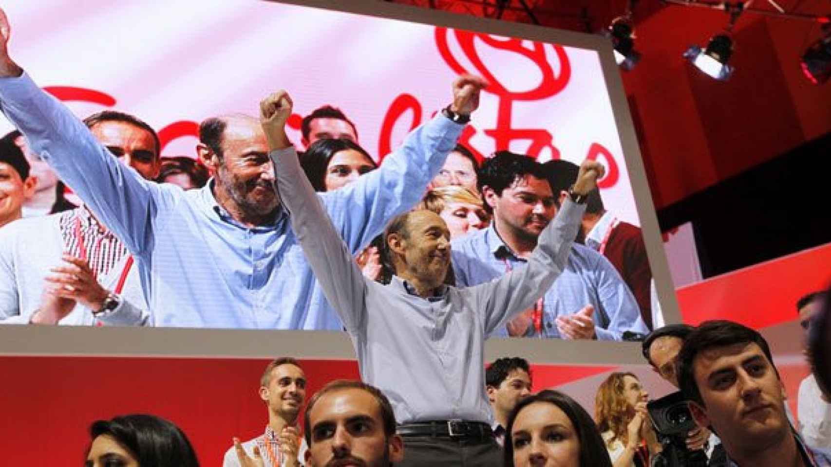 El secretario general del PSOE, Alfredo Pérez Rubalcaba, este domingo, durante la Conferencia Política de su partido