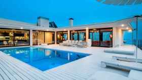 La Villa Ibiza Style Barcelona, uno de los alojamientos que se ofrecen en esta nueva plataforma online de alquiler / ENGEL & VÖLKERS