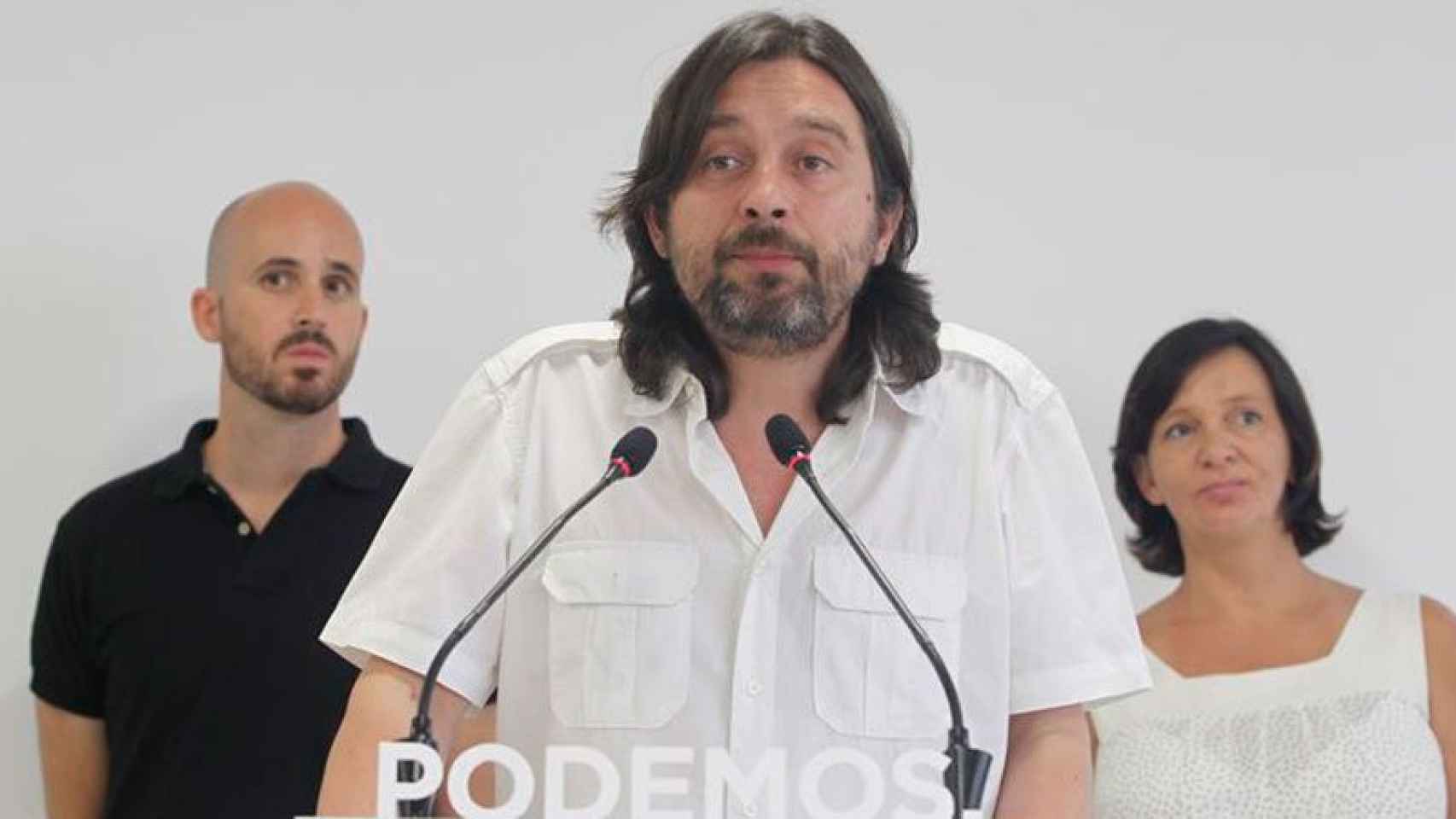 En primer término, Nacho Álvarez, portavoz de Podemos en cuestiones económicas.