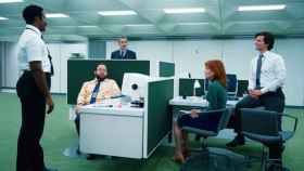 Una imagen de la serie 'Severance', que transcurre en una siniestra oficina / APPLE TV