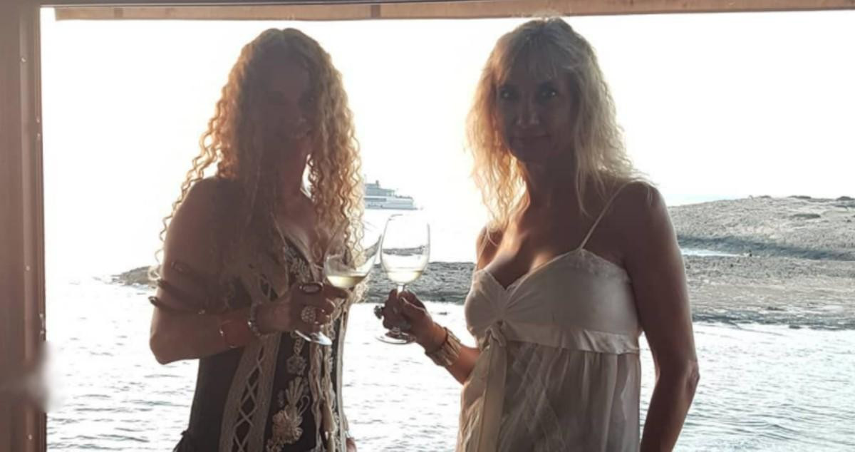 Angie y su hermana disfrutan del atardecer en Formentera /INSTAGRAM