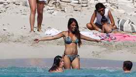 Antonella Roccuzzo, de vacaciones en la playa con un bikini tanga de los suyos