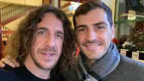 Iker Casillas con Carles Puyol / REDES
