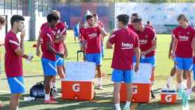Los jugadores del Barça en el entrenamiento / FC Barcelona