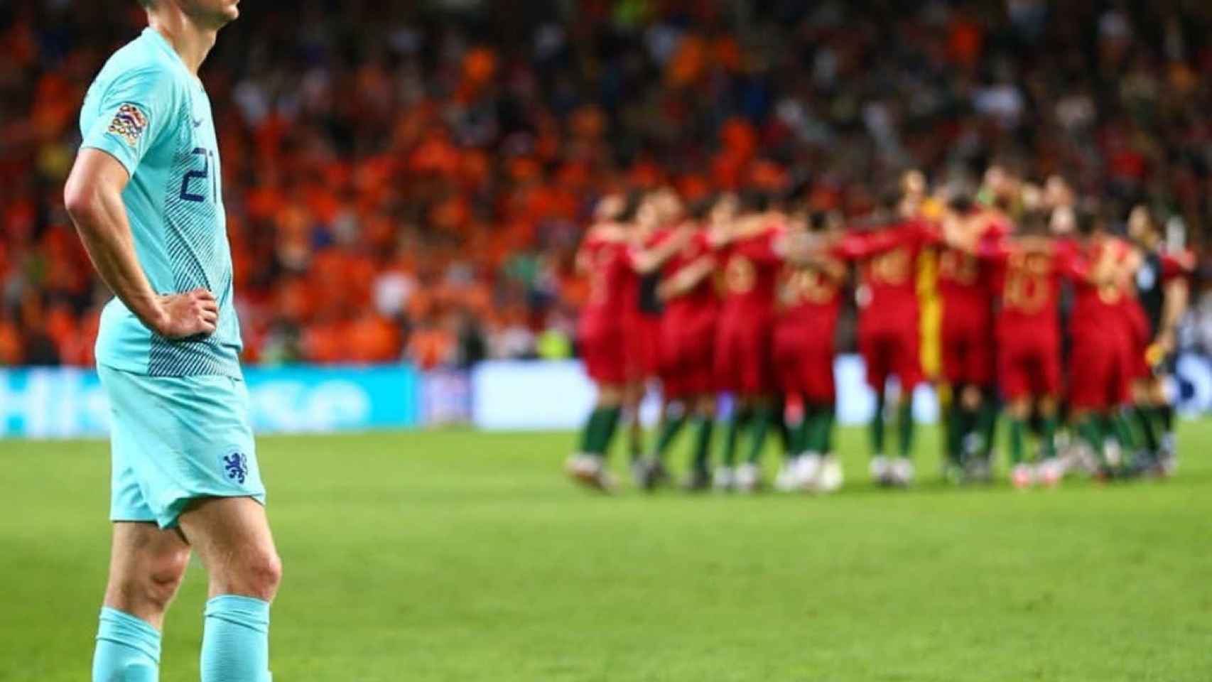 Frenkie de Jong tras la derrota de Holanda frente a Portugal / EFE