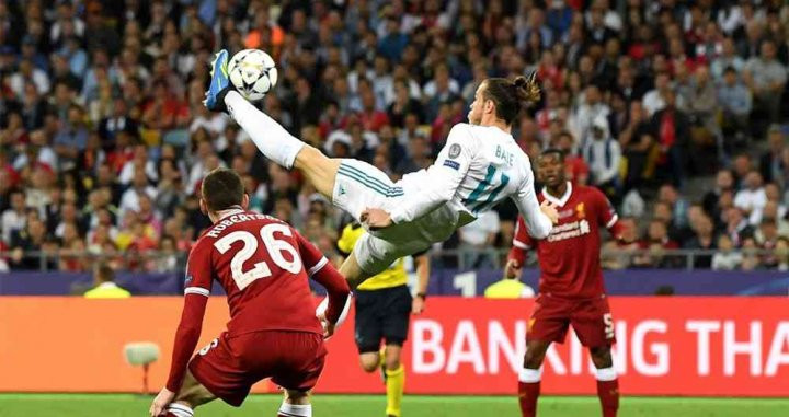 Gol de Gareth Bale contra el Liverpool (3-1) en la final de la Champions / EFE