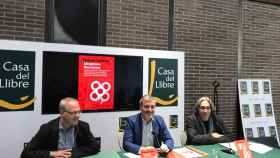 Jaume Collboni junto a Xavier Marcé en la presentación del libro 'Imaginem Barcelona' / CG