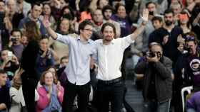 El número dos de Podemos, Ínigo Errejón, junto al líder del partido, Pablo Iglesias / EFE