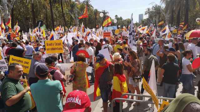 Ambiente de la manifestación por el castellano este domingo en Barcelona / CEDIDA