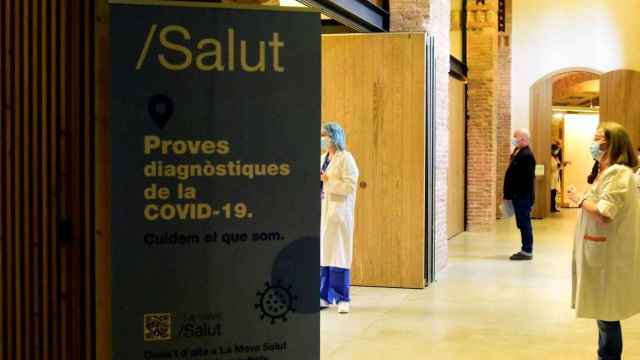 Cribaje de automuestra de detección de Covid realizado en Barcelona por Salud / EP