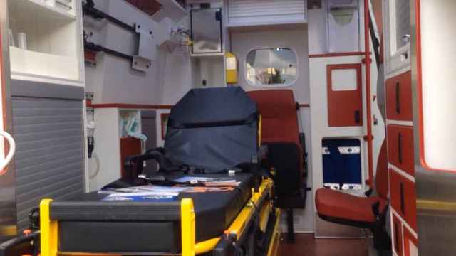 Interior de una ambulancia medicalizada