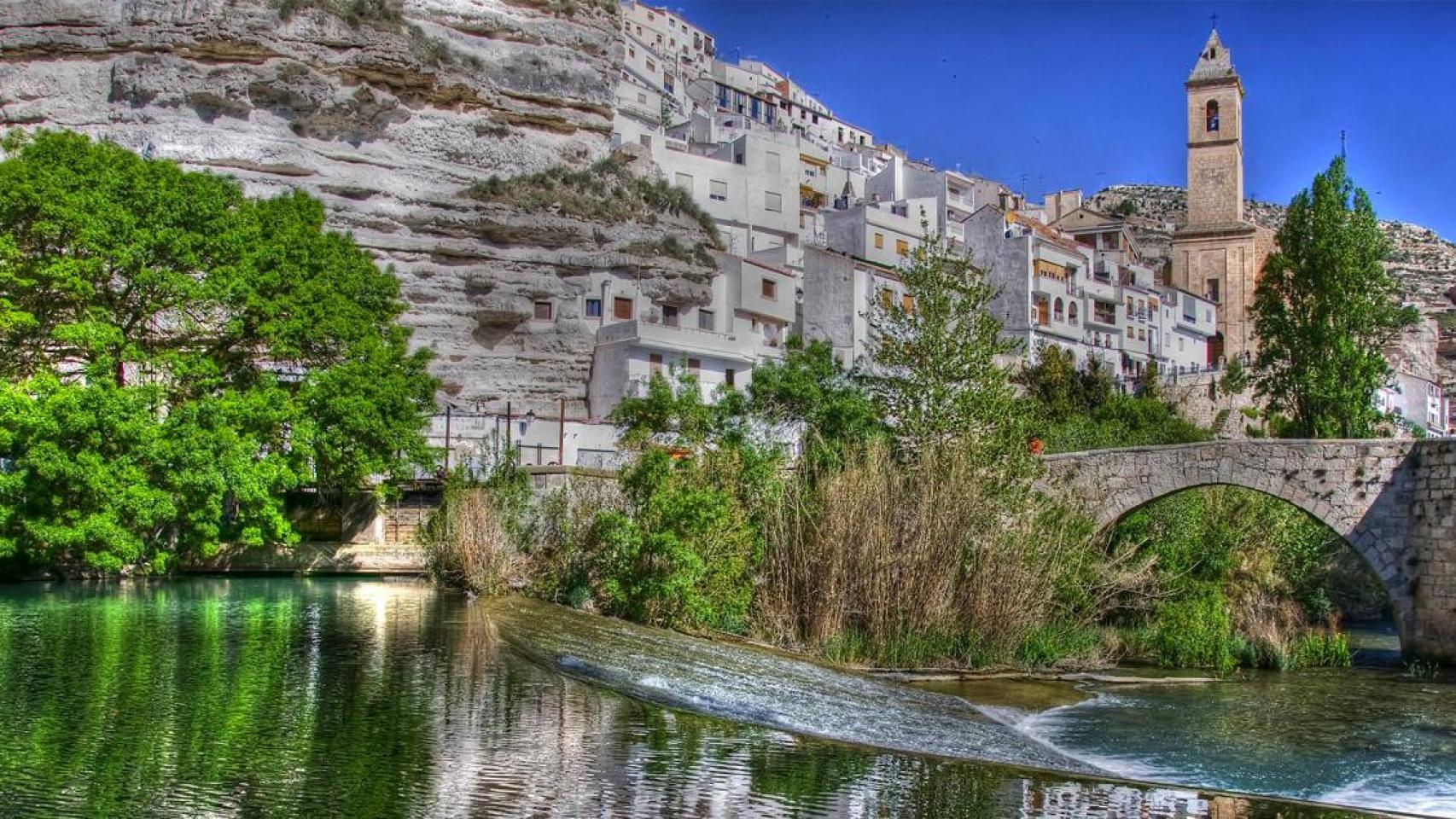 Alcalá de Júcar (Albacete), uno de los municipios más buscado en internet para el turismo rural / WIKIPEDIA