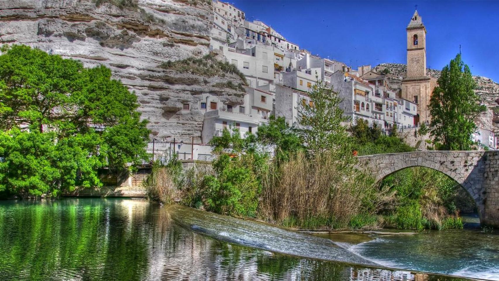 Alcalá de Júcar (Albacete), uno de los municipios más buscado en internet para el turismo rural / WIKIPEDIA