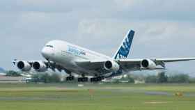 El Airbus A380 es la joya de la corona del portafolio del fabricante europeo de aviones.