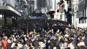 Una de las calles más céntricas de Madrid transitada por miles de ciudadanos