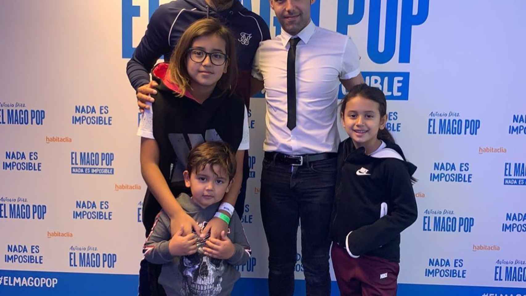 Arturo Vidal con sus hijos