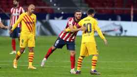 Messi y Braithwaite al final del partido contra el Atlético / FC Barcelona