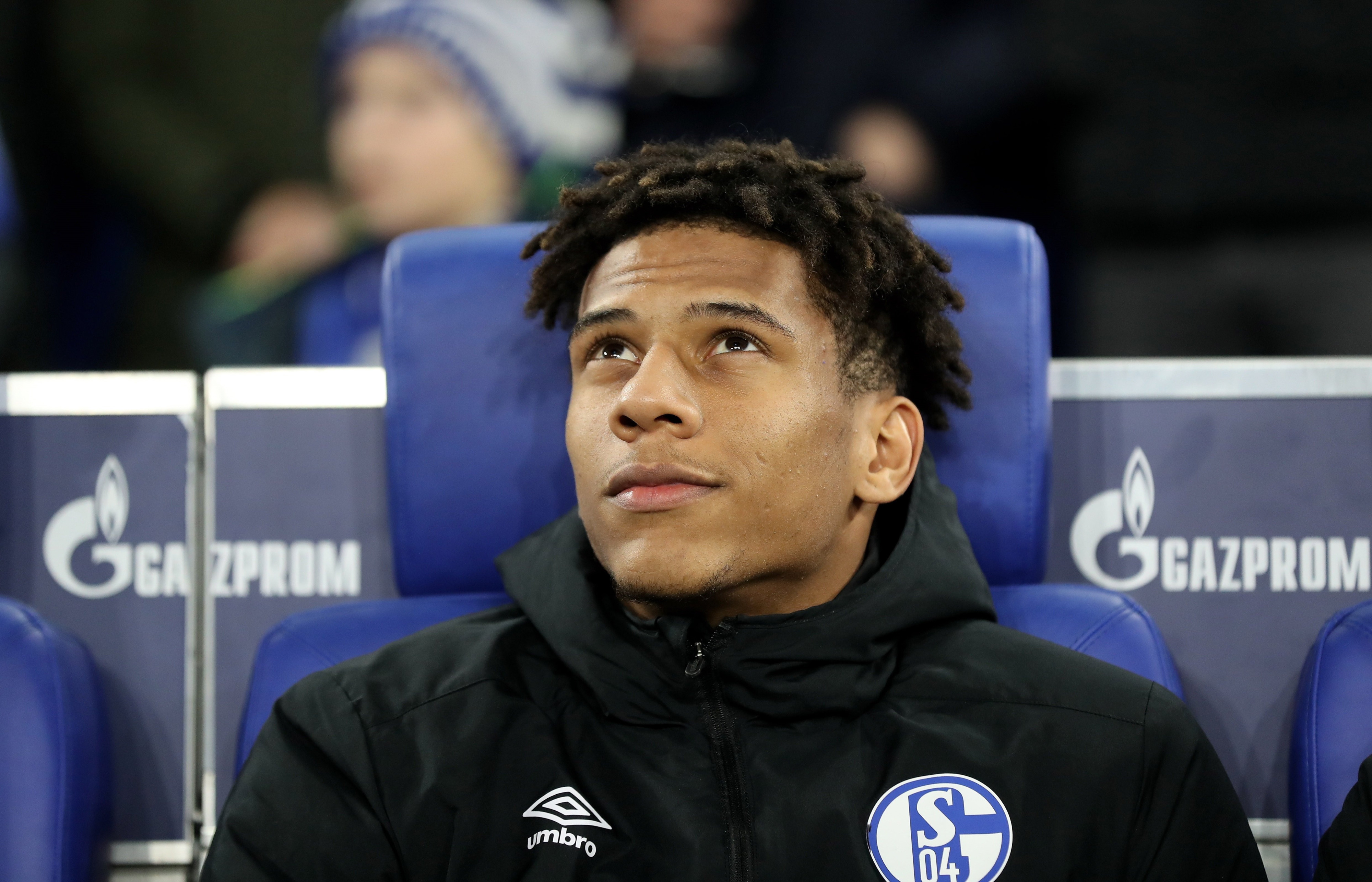 Todibo en el banquillo del Schalke / EFE