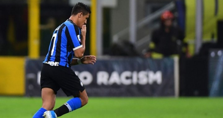Alexis Sánchez jugando con el Inter de Milán / EFE
