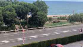 Vecinos de Sant Pol (Maresme) sin semáforo para cruzar la carretera / CG