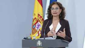 María Jesús Montero, ministra de Hacienda y portavoz del Gobierno, explica las medidas para permitir que los menores salgan a la calle / EP