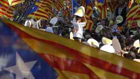 Centenares de personas asistieron a la Diada celebrada en Barcelona / EFE