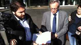 Ferran Pedret y Xavier Sabaté, tras presentar la documentación sobre Cesicat ante la fiscalía