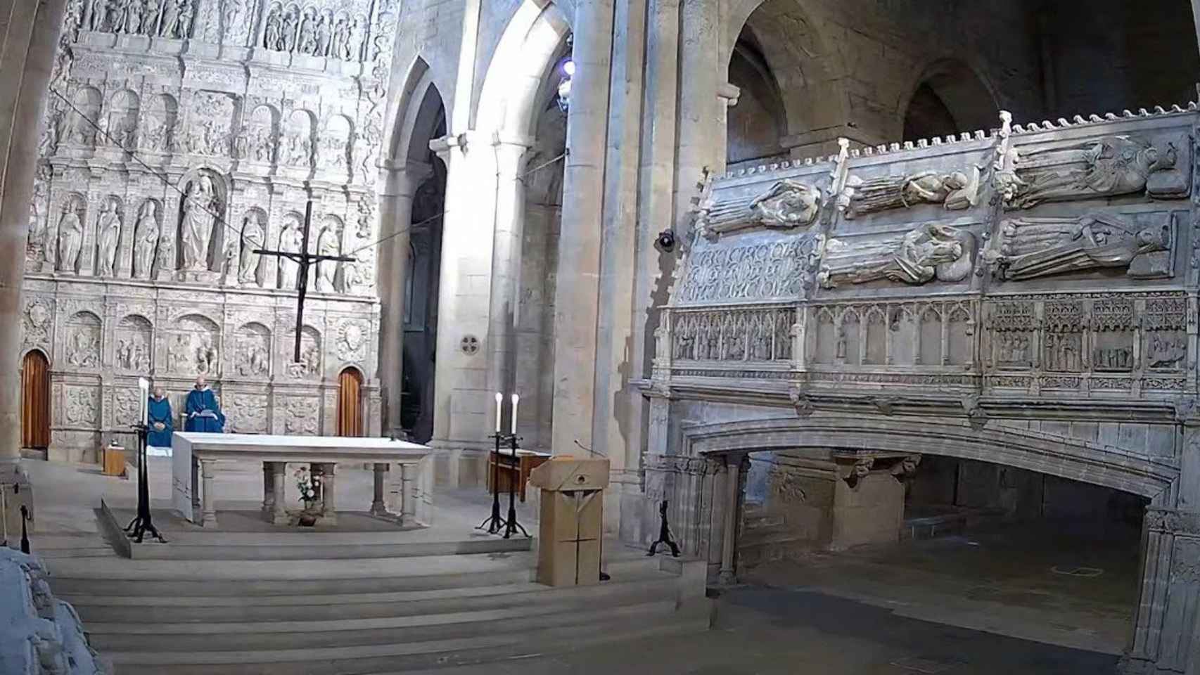 El Abad del Monasterio de Poblet (Tarragona), Octavi Vilà, durante una homilía / MONASTERIO DE SANTA MARIA DE POBLET