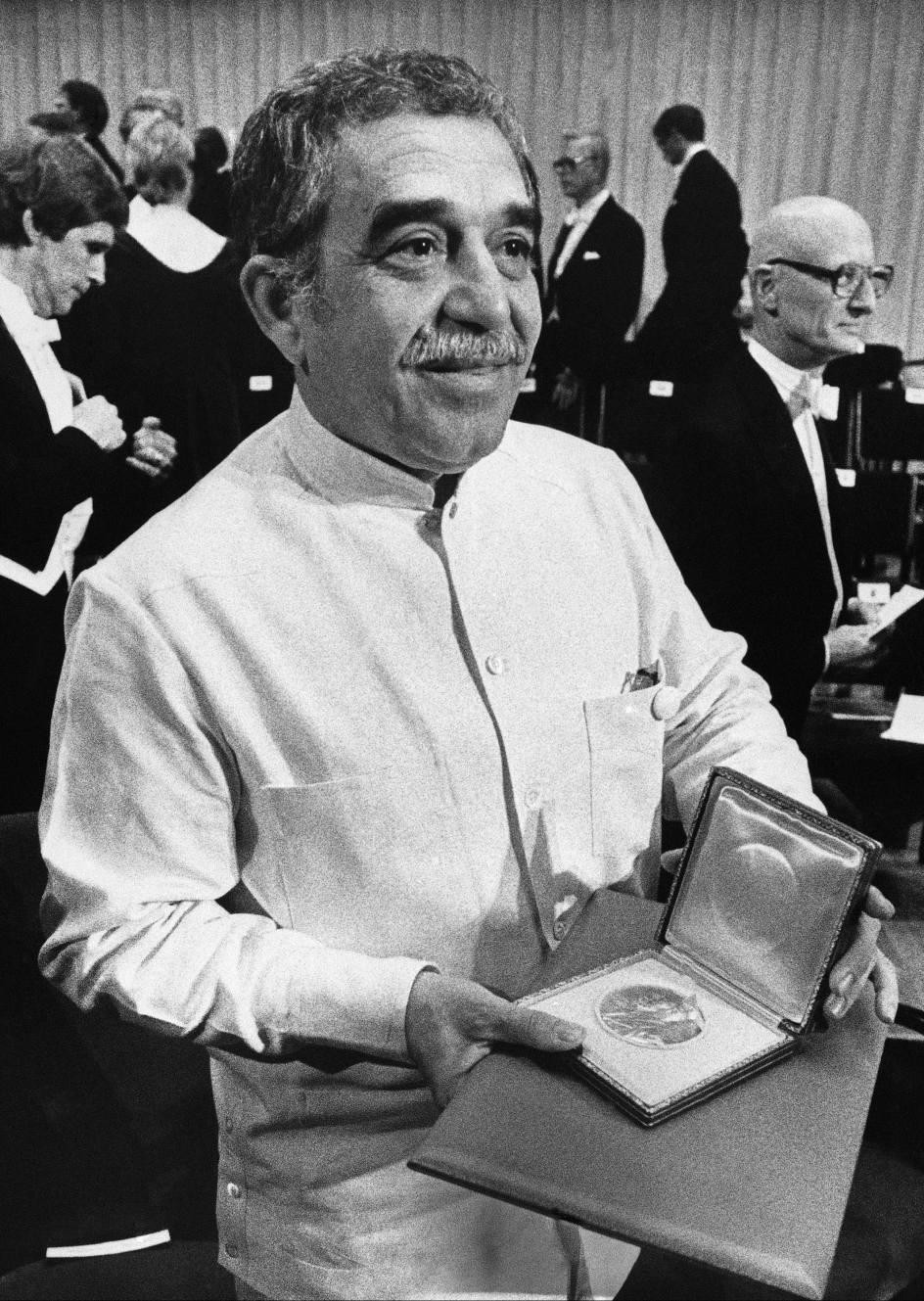 García Márquez con el Premio Nobel