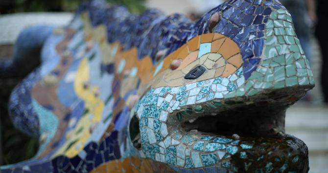 Escultura del dragón de Gaudí en Park Güell / PIXABAY