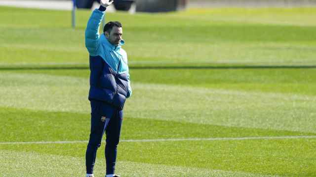 Xavi Hernández, durante una sesión de entrenamiento con el FC Barcelona / EFE