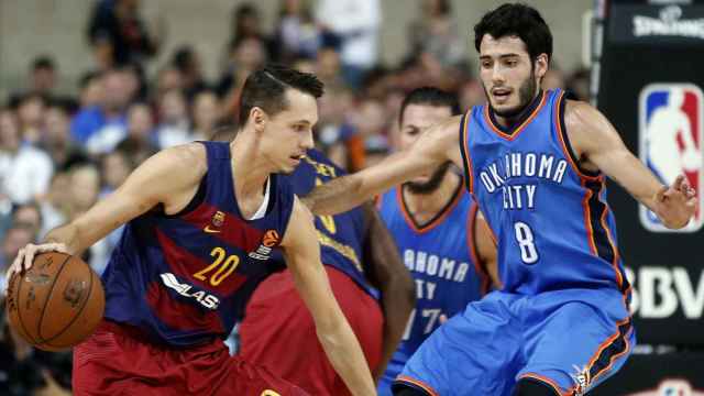 Álex Abrines en un partido contra el Barça / EFE