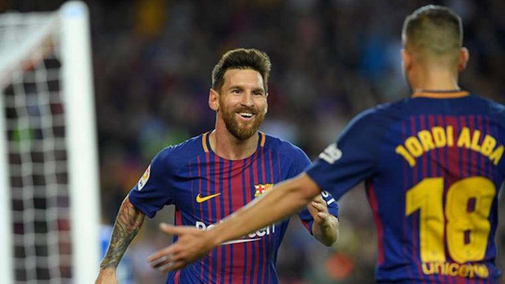 Una foto de Leo Messi y Jordi Alba tras marcar un gol con el Barça / EFE