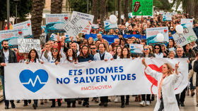 Manifestación en Palma contra la exigencia del catalán en sanidad / EFE
