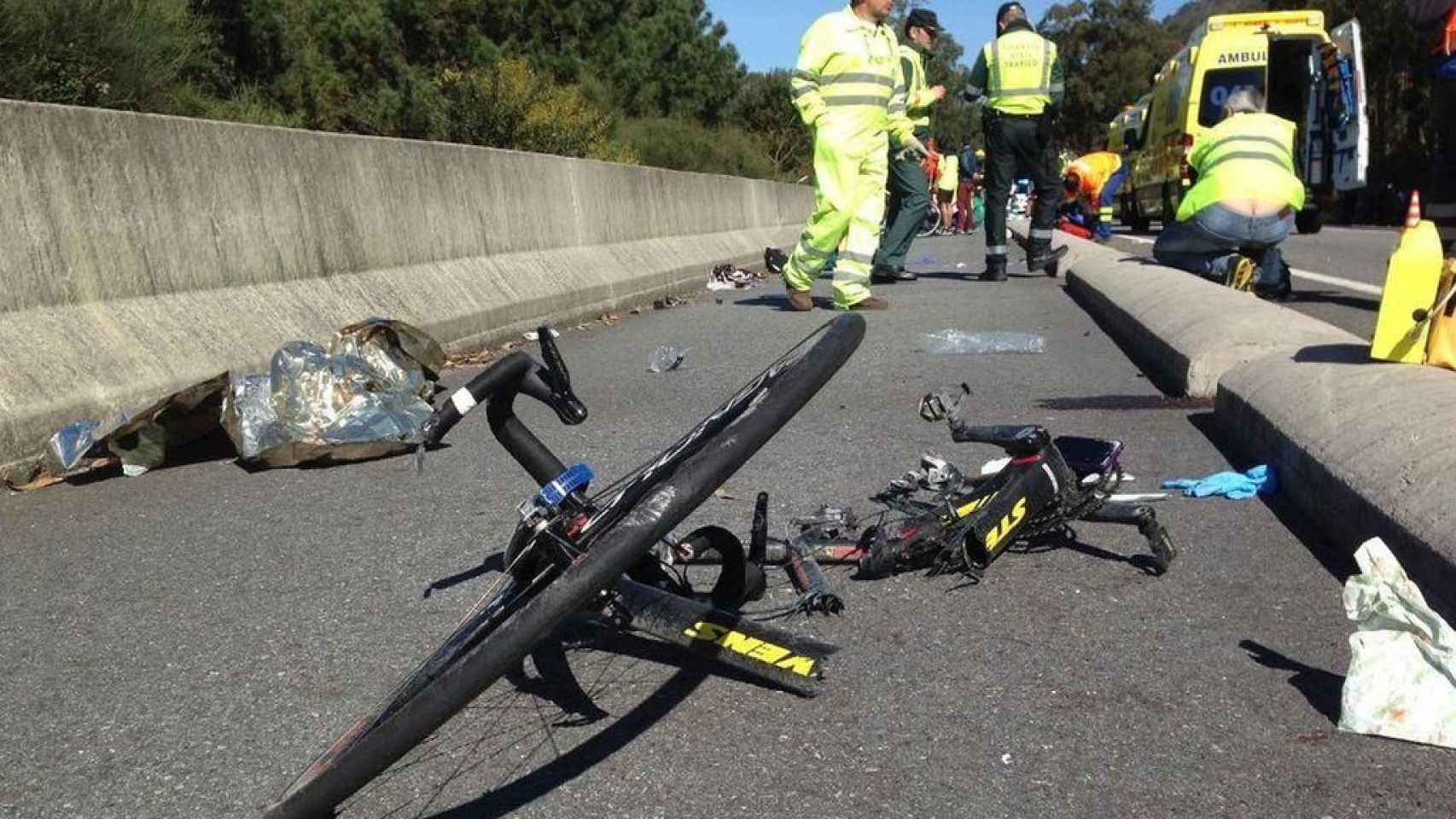 Una foto ilustrativa de un accidente de bicicleta en la carretera donde fallece el menor/ EFE