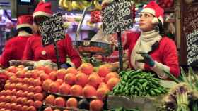 Un mercado durante las fiestas de Navidad / EFE