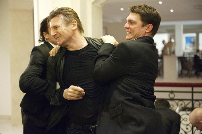 Liam Neeson se las ve y se las desea en 'Sin identidad' / WARNER BROS.