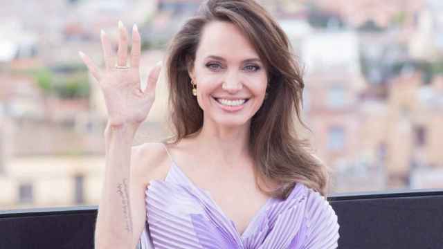 Angelina Jolie, pillada con su primer marido /EP