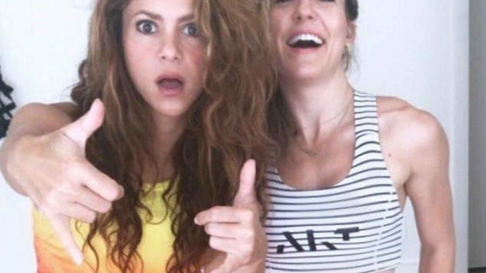 Shakira junto a su entrenadora Anna Kaiser