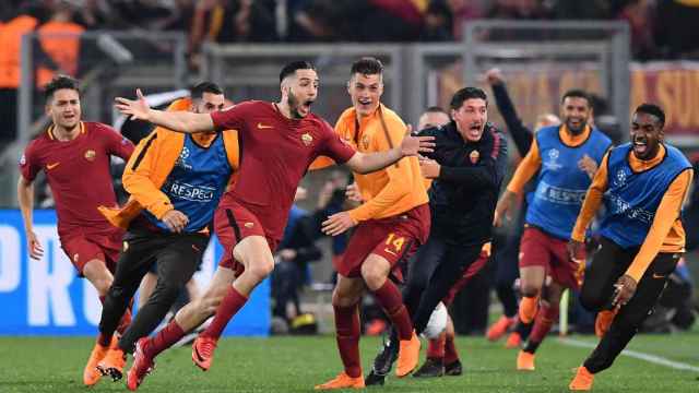 Kostas Manolas celebra el tanto que anotó ante el FC Barcelona / EFE