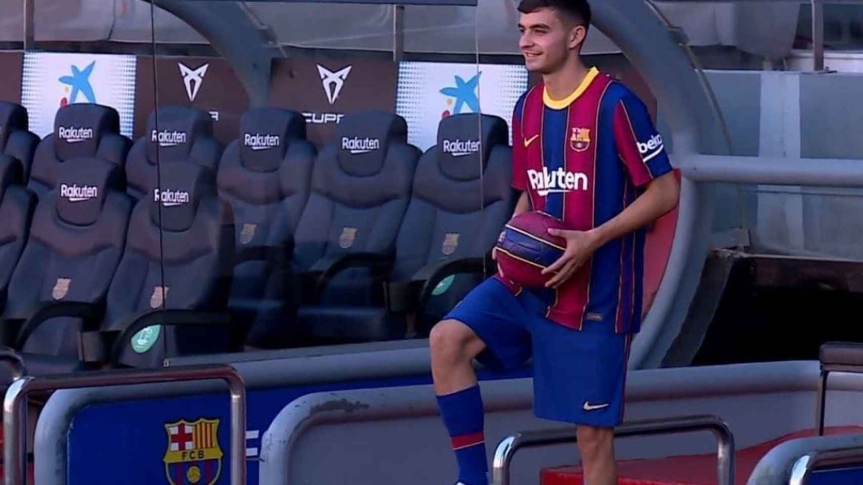 Pedri en su presentación como jugador del Barça / REDES