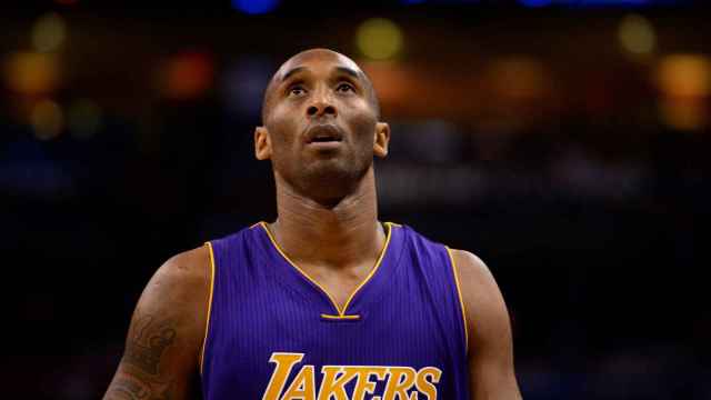 Kobe Bryant en un partido con los Lakers / EFE